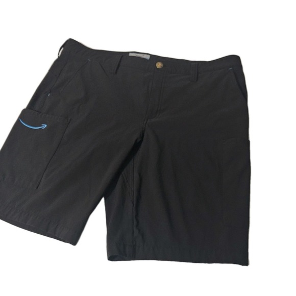 Amazon by Luly Yang men's‎ Black Employee Work Shorts Size 42 Perfromance - Picture 1 of 6